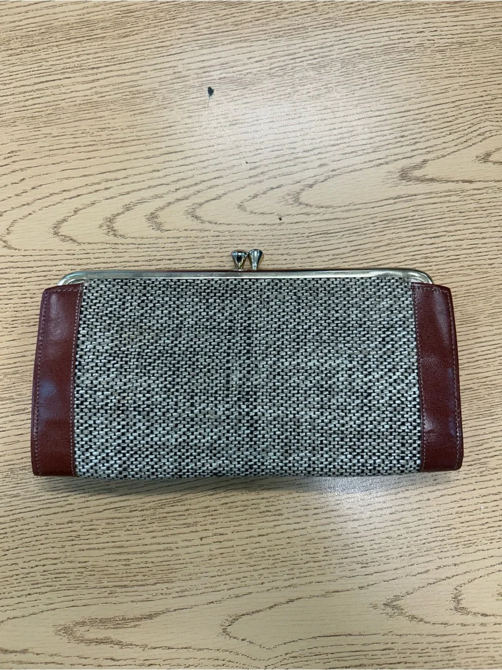 Vintage elegant woven